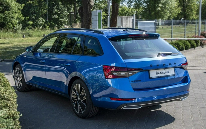 Skoda Superb cena 177900 przebieg: 5, rok produkcji 2024 z Borne Sulinowo małe 379